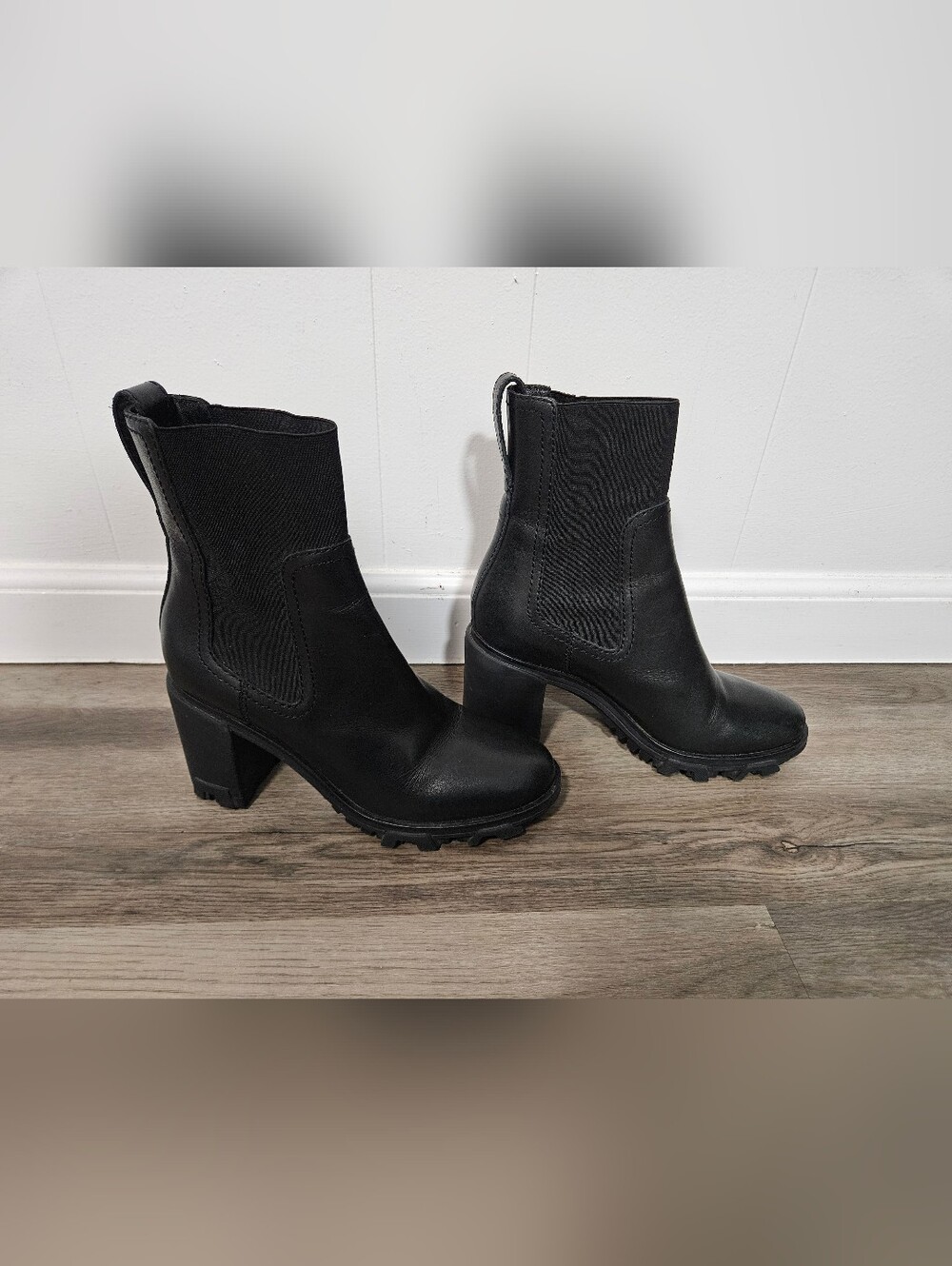 Rag & Bone Shiloh Bootie - Picture 3 of 11